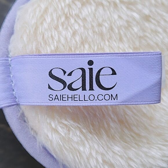 NWOT Saie Reusable Beauty Round - Picture 3 of 4